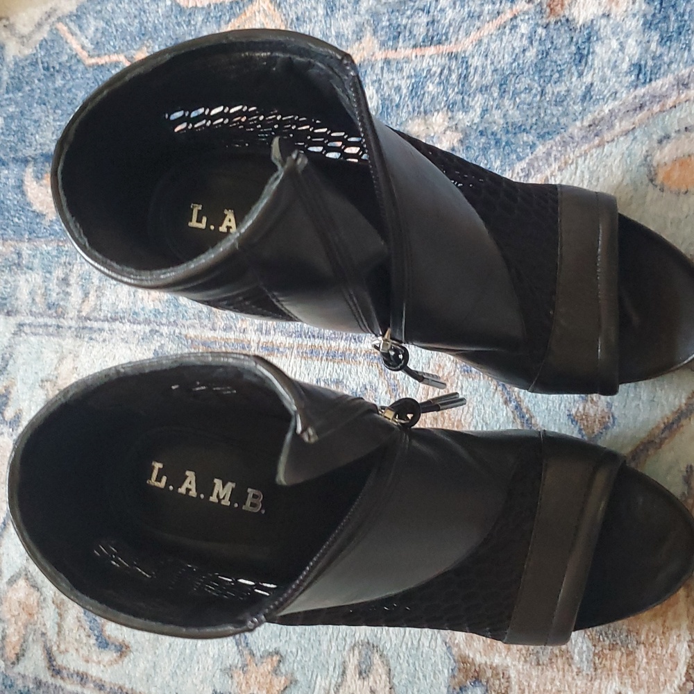 L.A.M.B Bicara Platform Bootie/Black - Picture 13 of 16